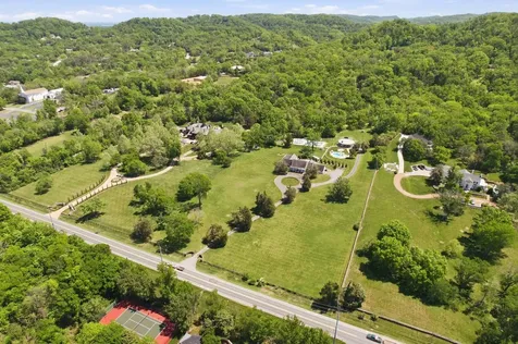 5840 Hillsboro Pike Nashville TN 37215