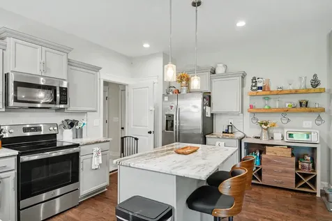 824 Snapdragon Court Clarksville TN 37042