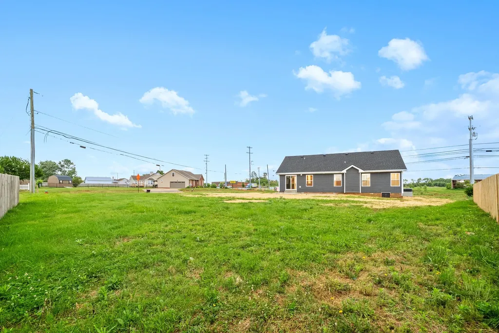3800 Roscommon Way Clarksville TN 37040