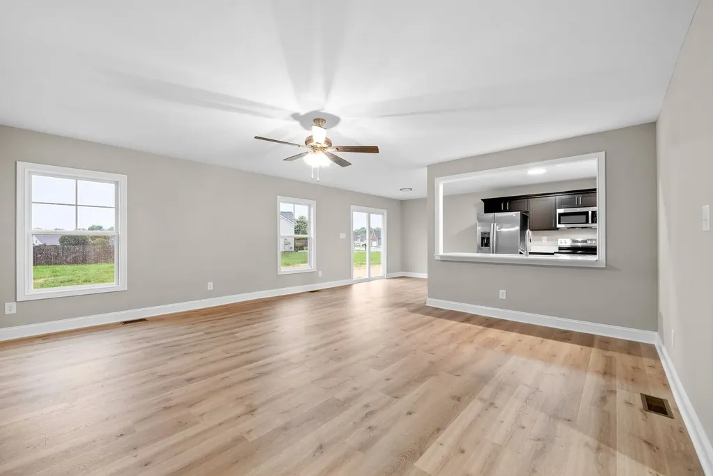 3800 Roscommon Way Clarksville TN 37040
