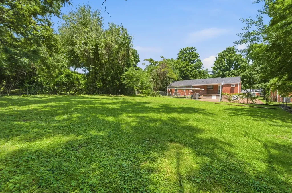 521 Landon Drive Nashville TN 37220