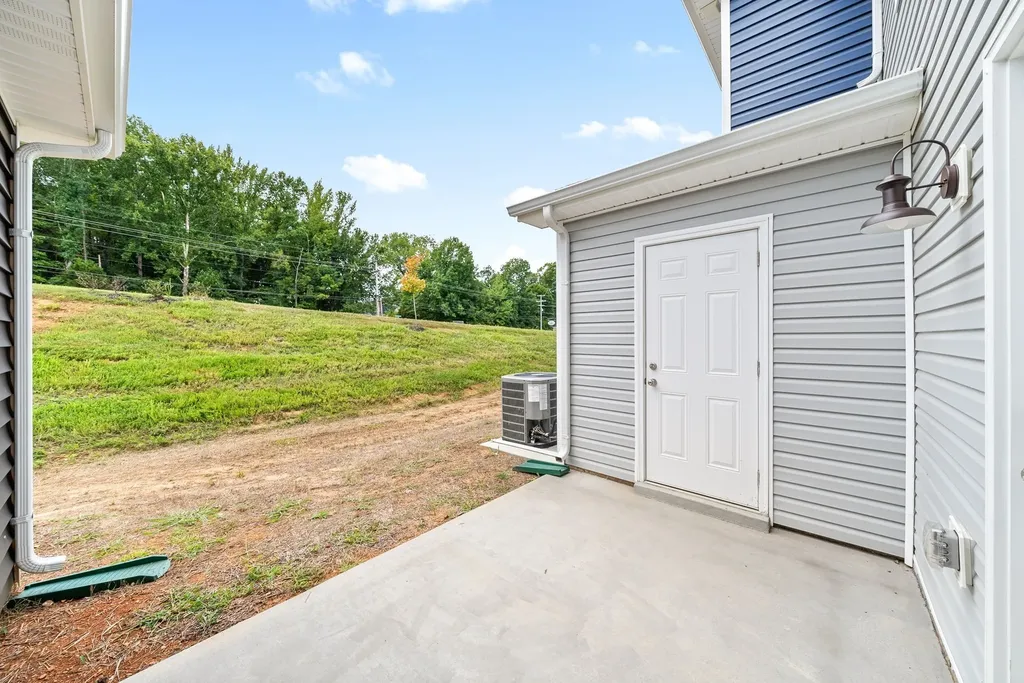 123 Davis Ridge Lane Clarksville TN 37040