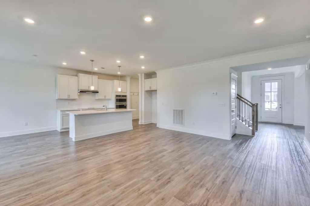 136 Yuma Lane White House TN 37188