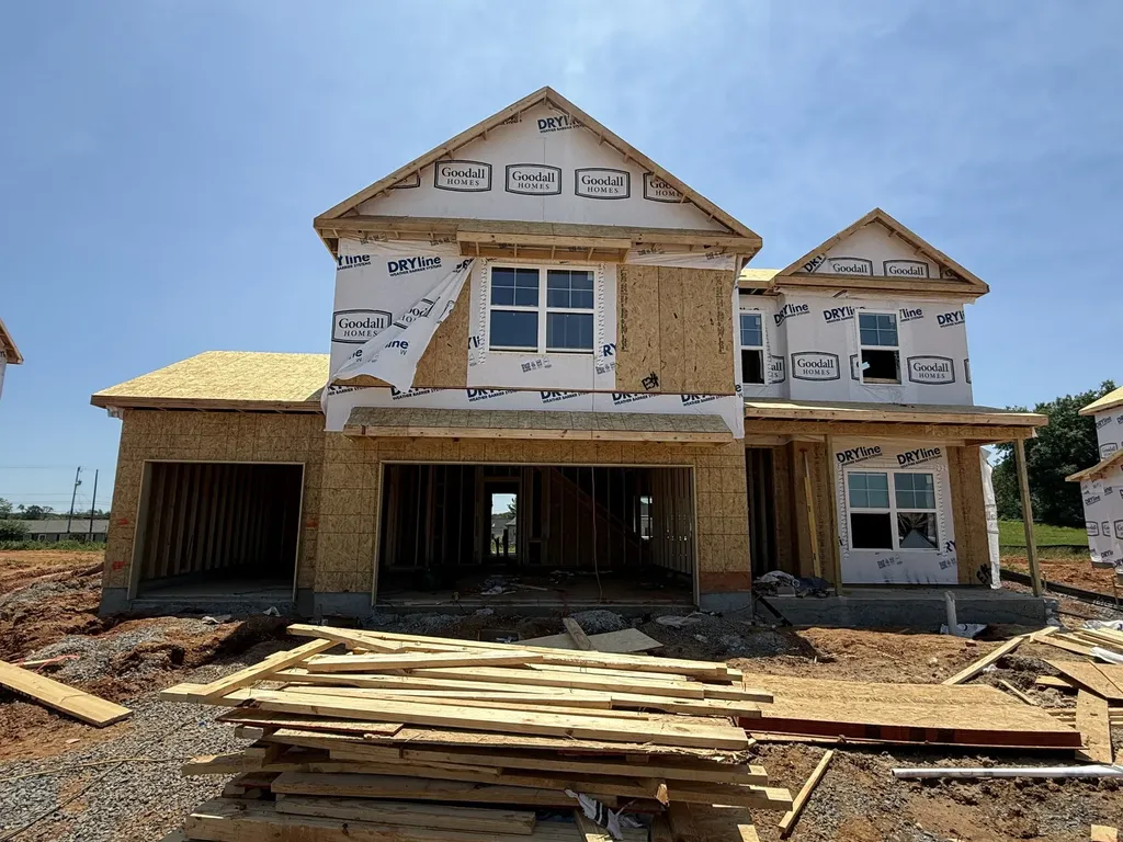 2106 Layla Lane White House TN 37188