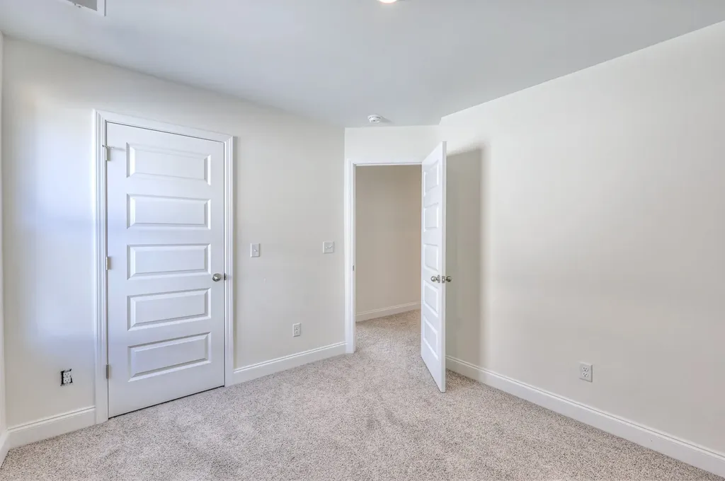 2098 Layla Lane White House TN 37188