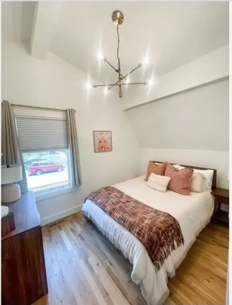 2018 10th Ave, S Nashville TN 37204