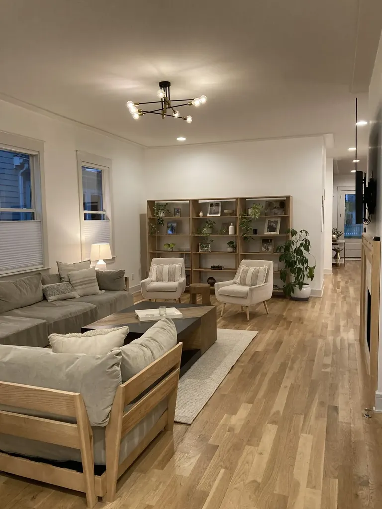 2018 10th Ave, S Nashville TN 37204