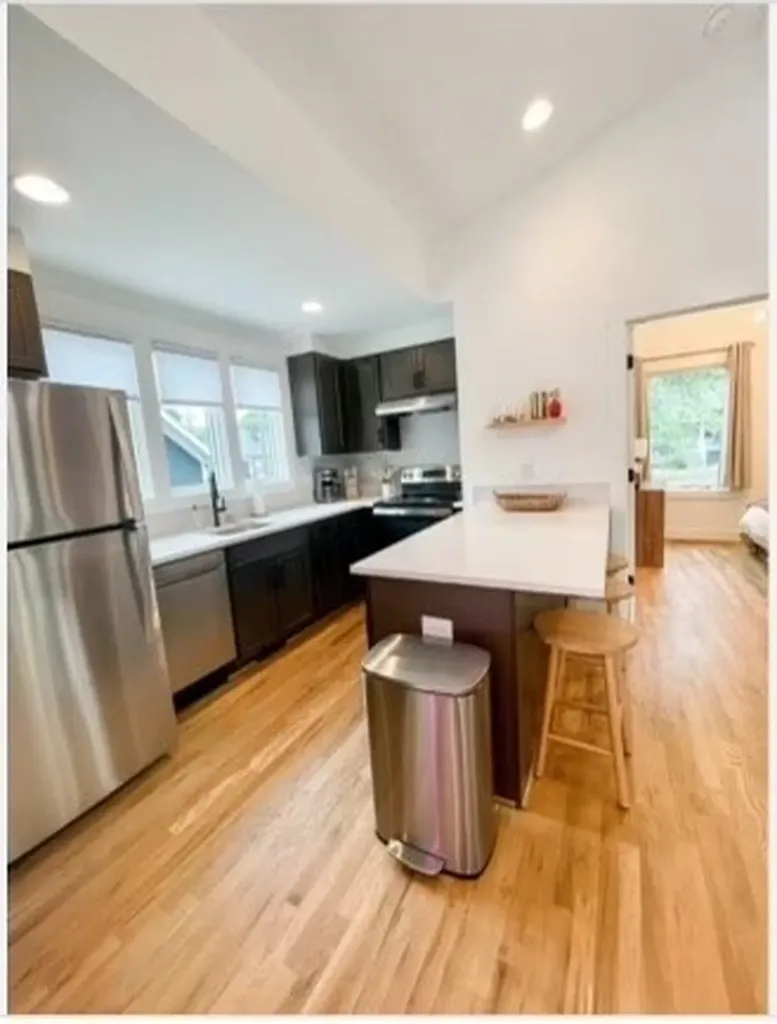 2018 10th Ave, S Nashville TN 37204