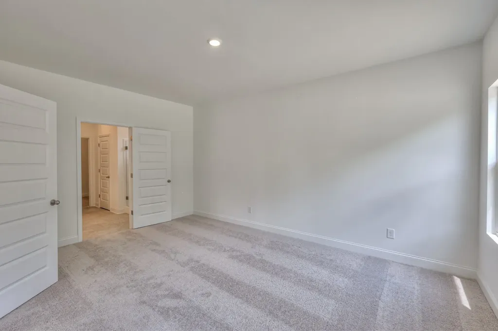 2163 Layla Lane White House TN 37188