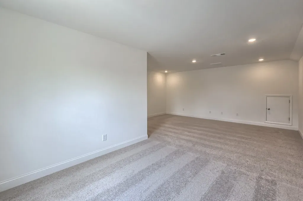 2163 Layla Lane White House TN 37188