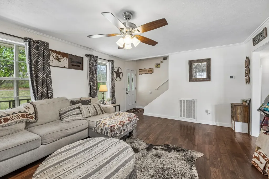 8334 Tatum Road Lyles TN 37098