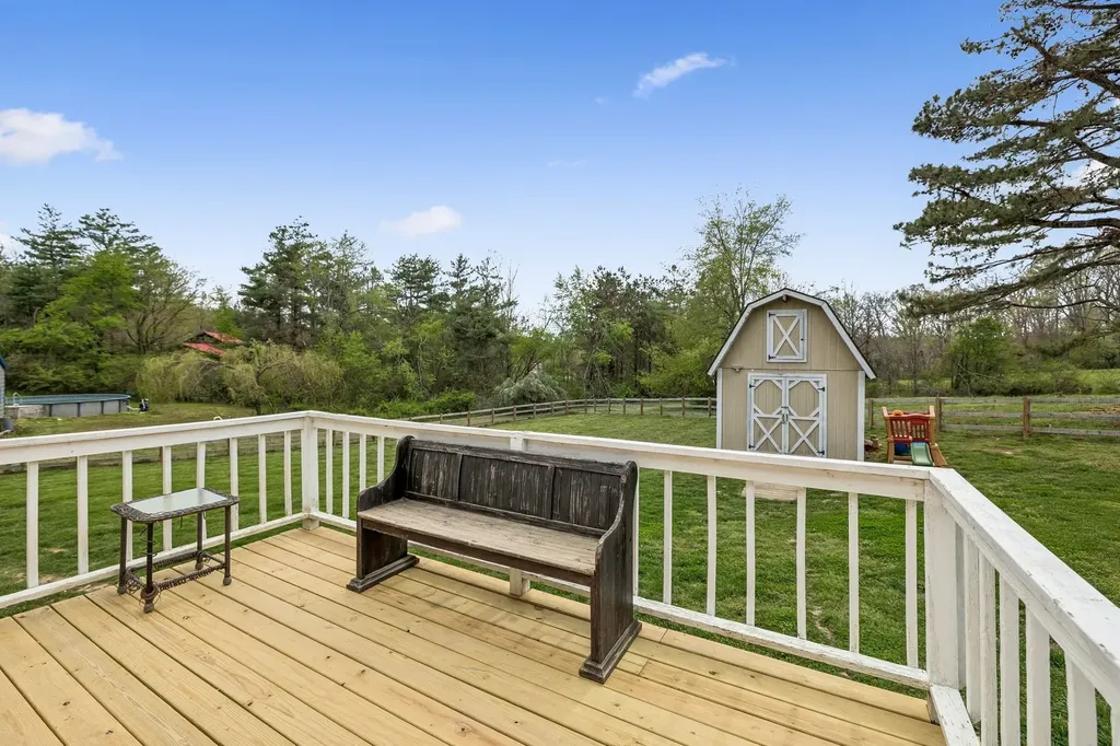 8334 Tatum Road Lyles TN 37098