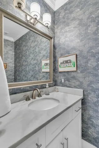 1111A Graybar Lane Nashville TN 37204