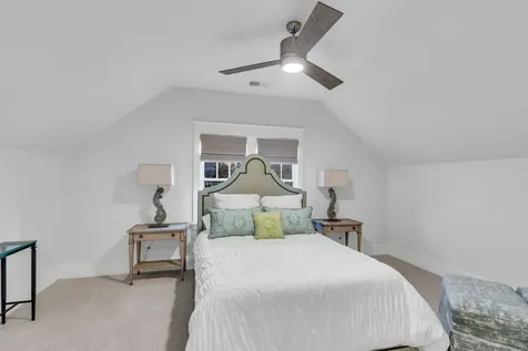 1111A Graybar Lane Nashville TN 37204