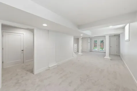 1111A Graybar Lane Nashville TN 37204
