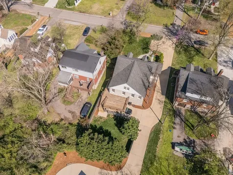 1111A Graybar Lane Nashville TN 37204