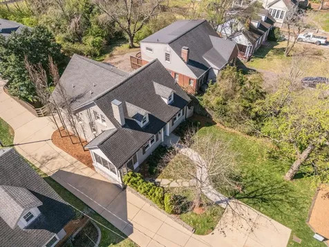 1111A Graybar Lane Nashville TN 37204