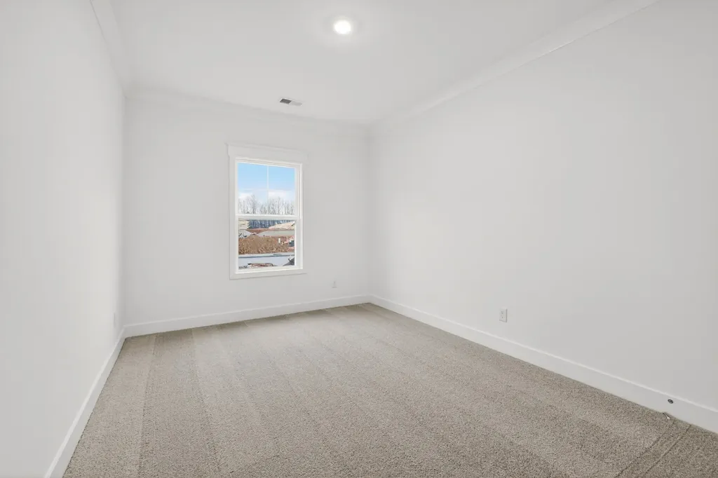 132 Yuma Lane White House TN 37188