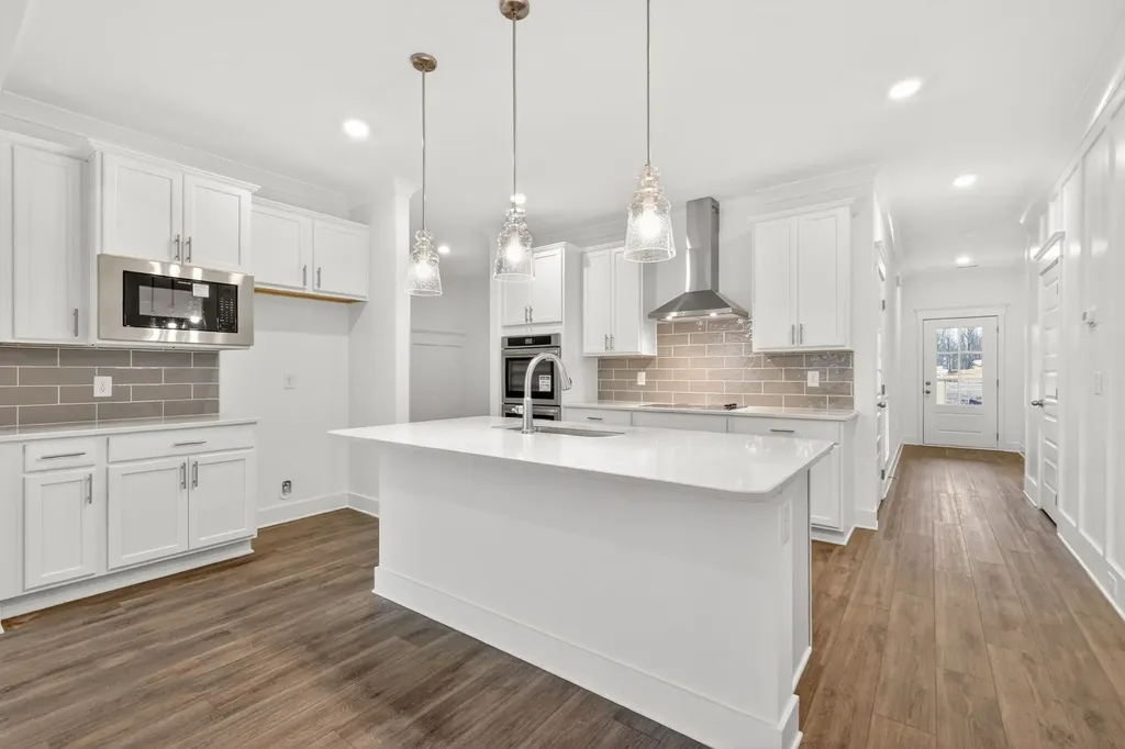 132 Yuma Lane White House TN 37188