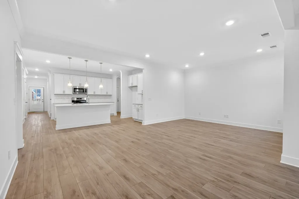 448 Charlie Place White House TN 37188
