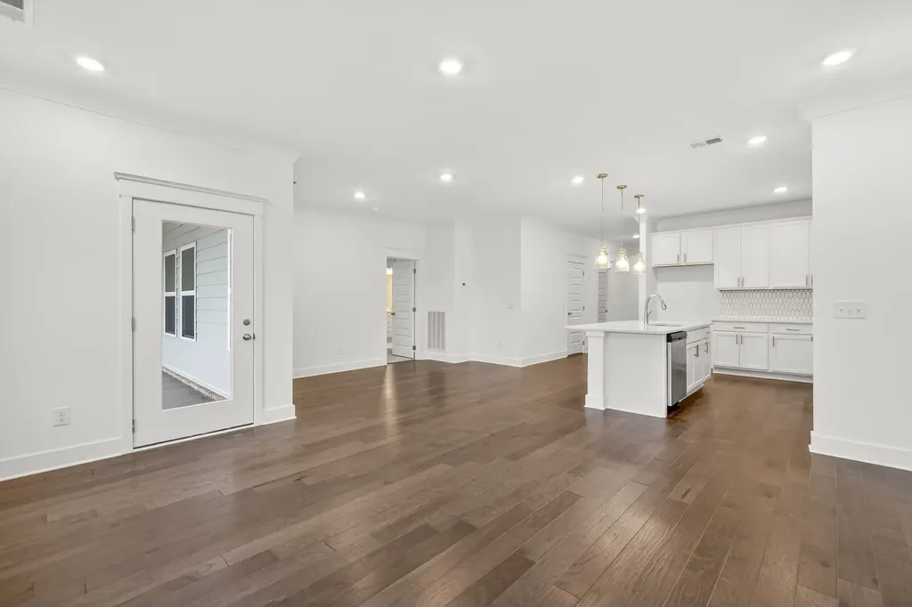 444 Charlie Place White House TN 37188