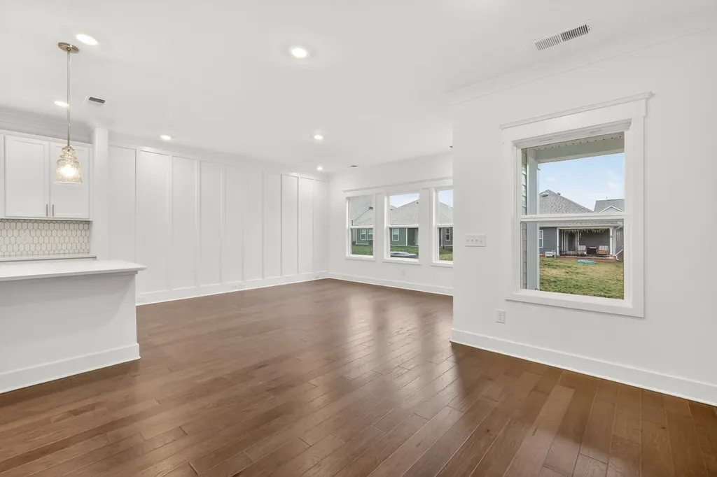 444 Charlie Place White House TN 37188