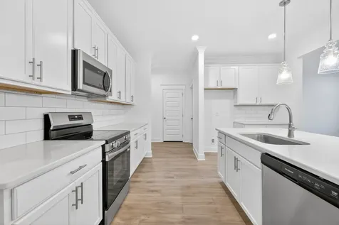 424 Charlie Place White House TN 37188