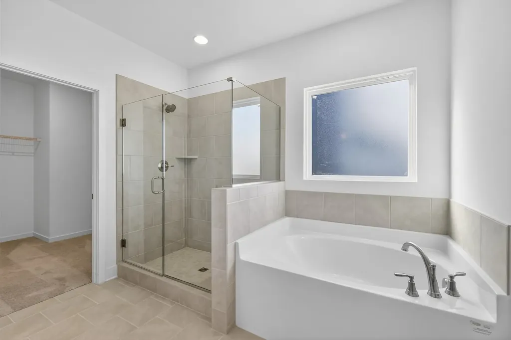 137 Yuma Lane White House TN 37188