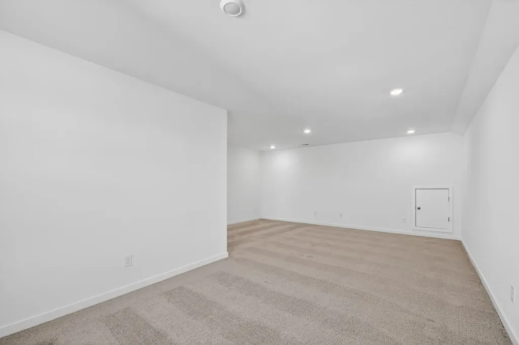 137 Yuma Lane White House TN 37188
