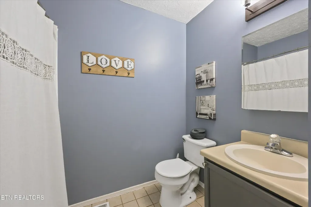 5956 Warrenpark Lane Knoxville TN 37912