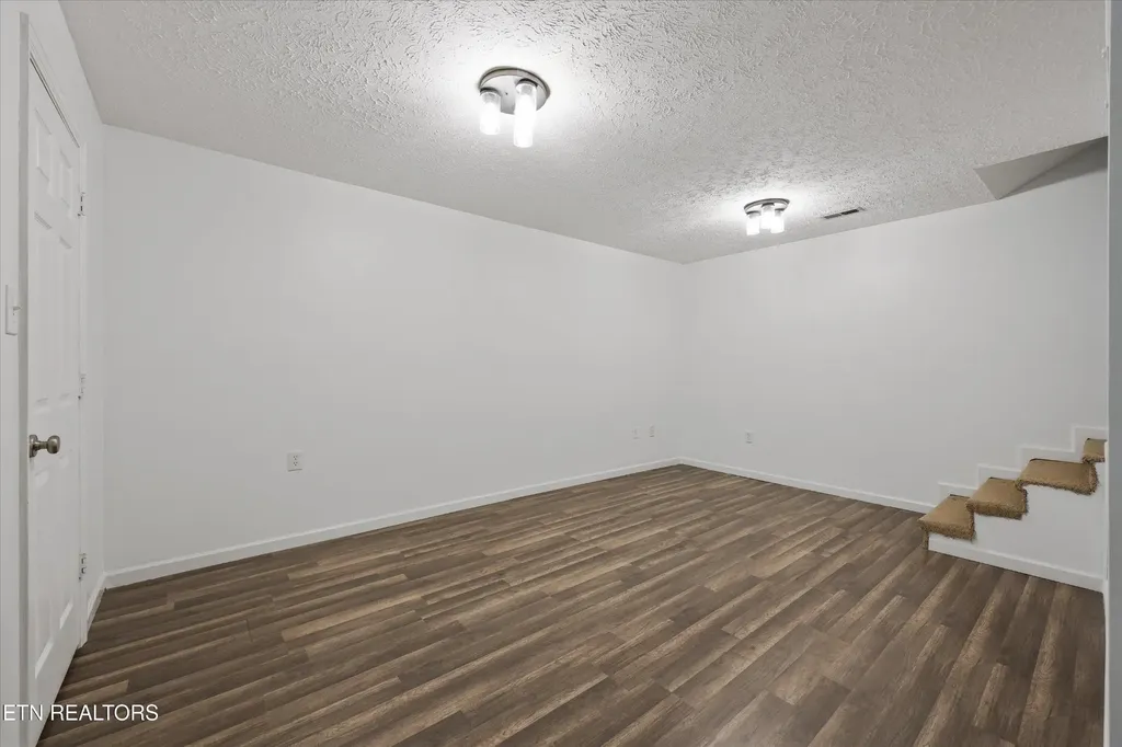 5956 Warrenpark Lane Knoxville TN 37912