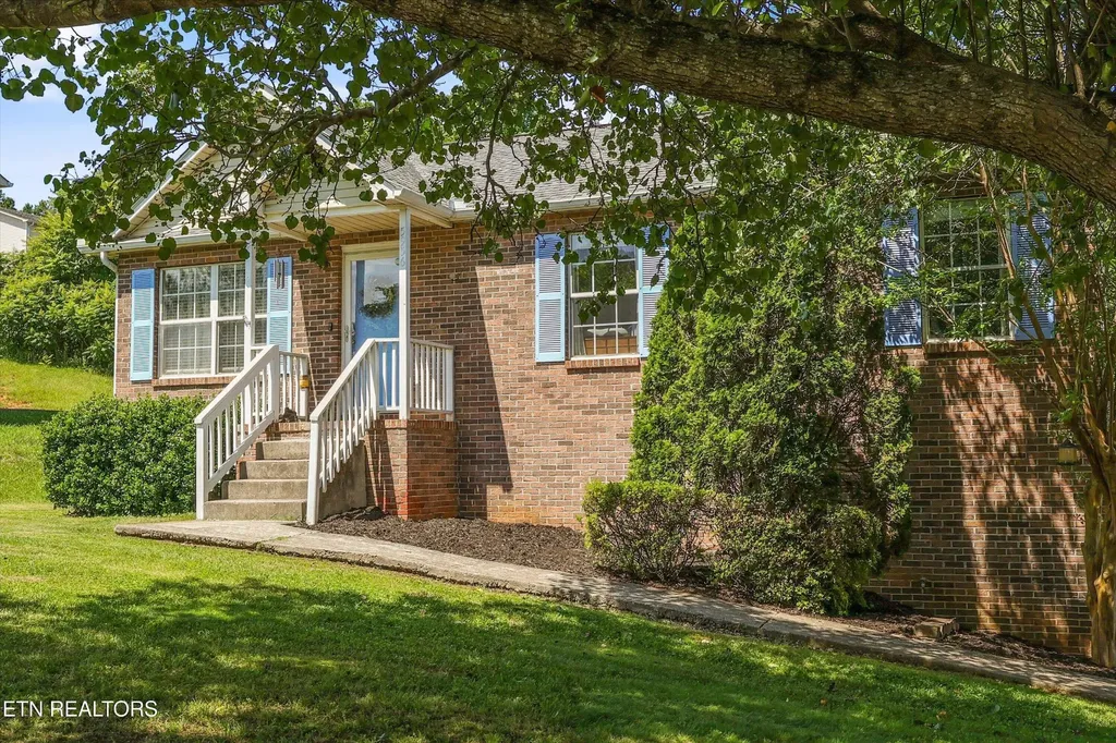 5956 Warrenpark Lane Knoxville TN 37912