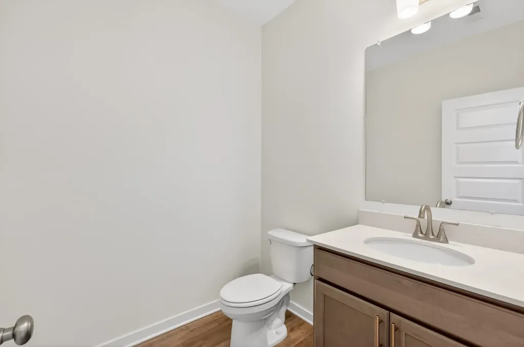 3296 Ventura Avenue White House TN 37188