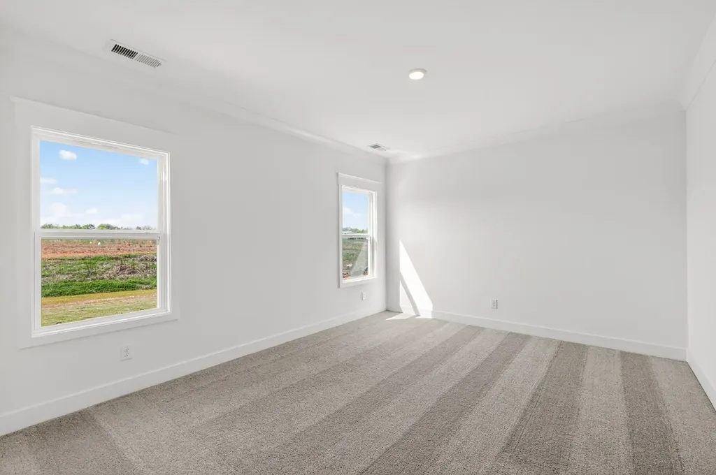 3296 Ventura Avenue White House TN 37188