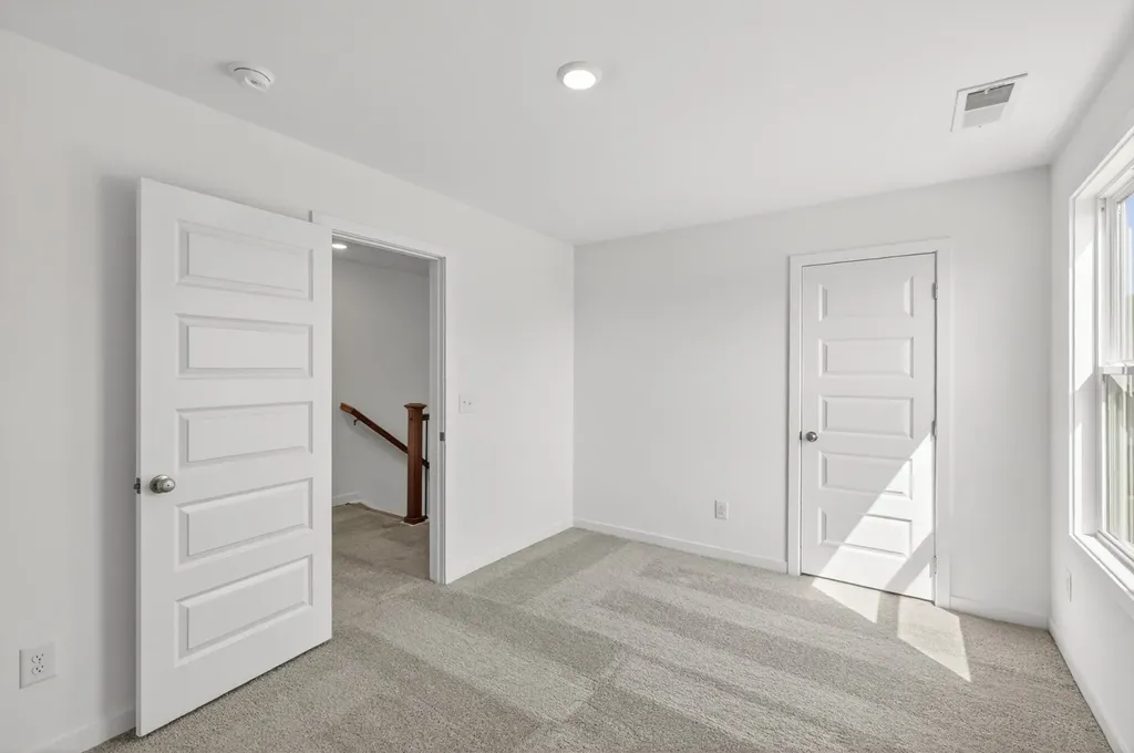 3296 Ventura Avenue White House TN 37188