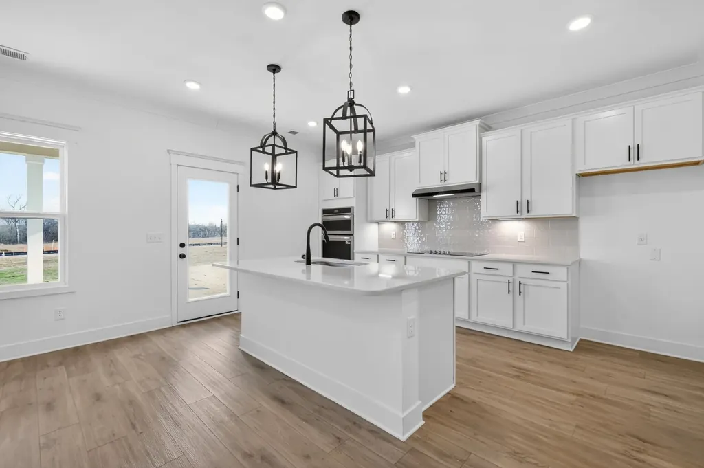 144 Yuma Lane White House TN 37188