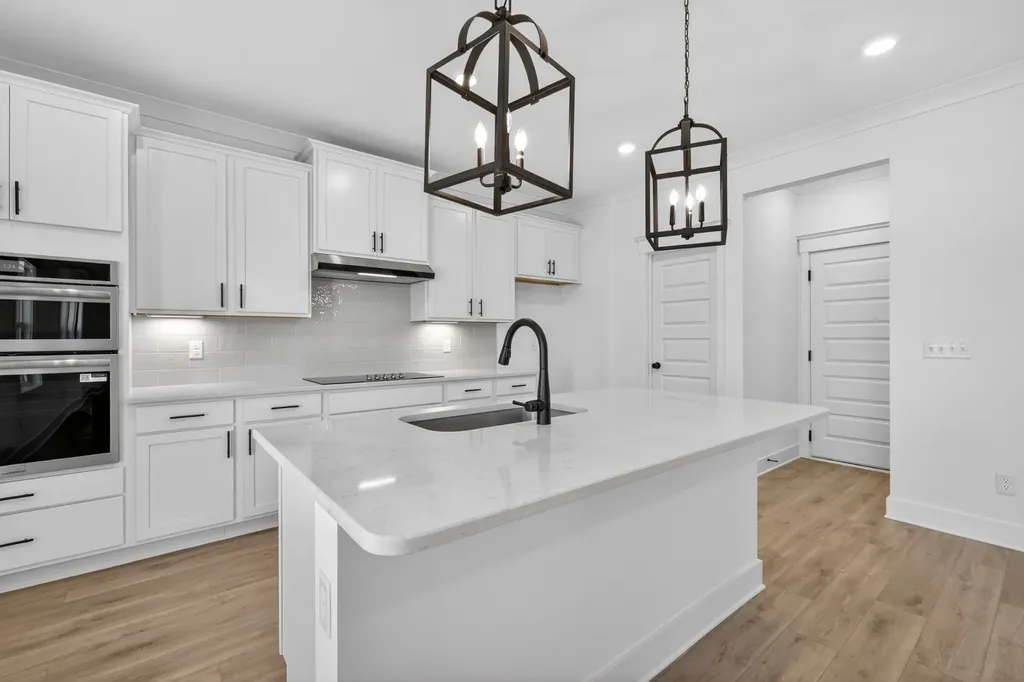 144 Yuma Lane White House TN 37188