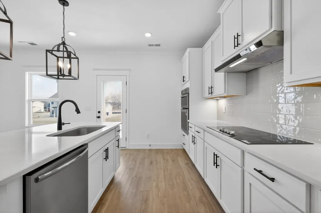 144 Yuma Lane White House TN 37188