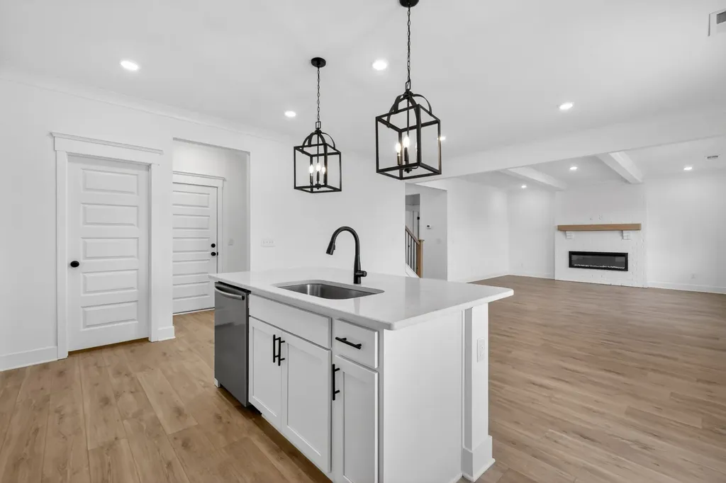 144 Yuma Lane White House TN 37188