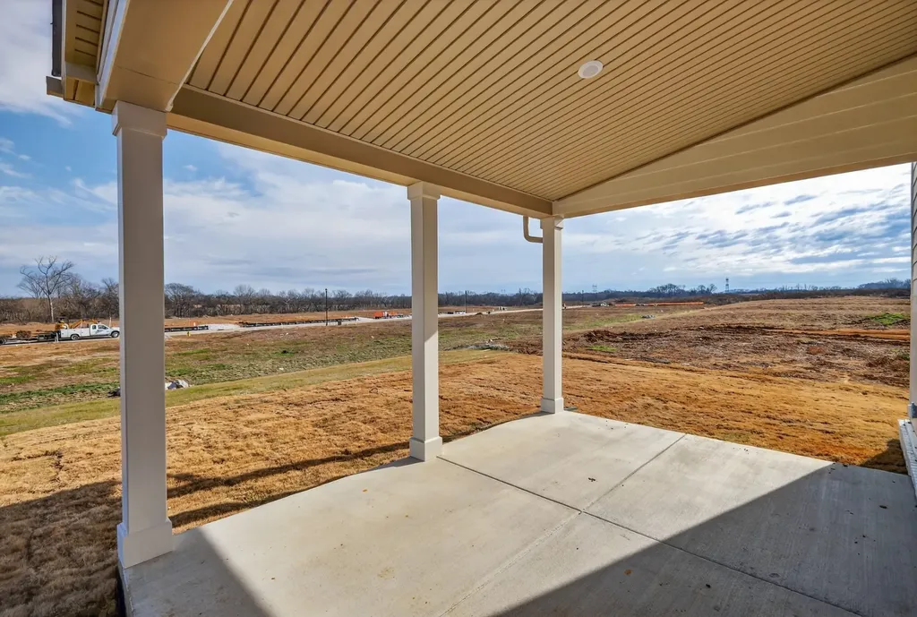 144 Yuma Lane White House TN 37188