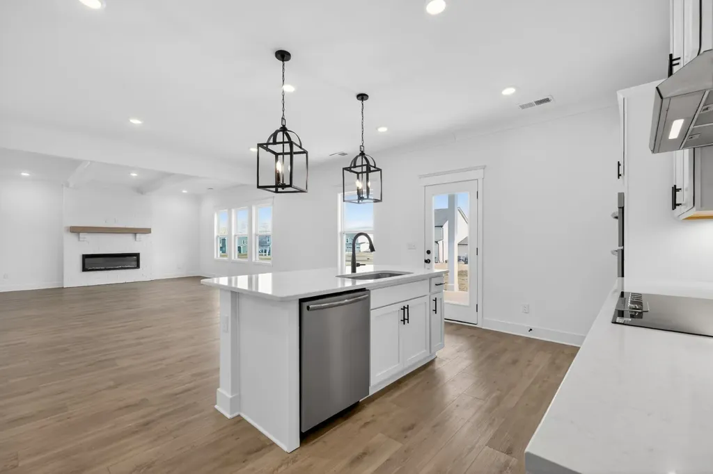 148 Yuma Lane White House TN 37188