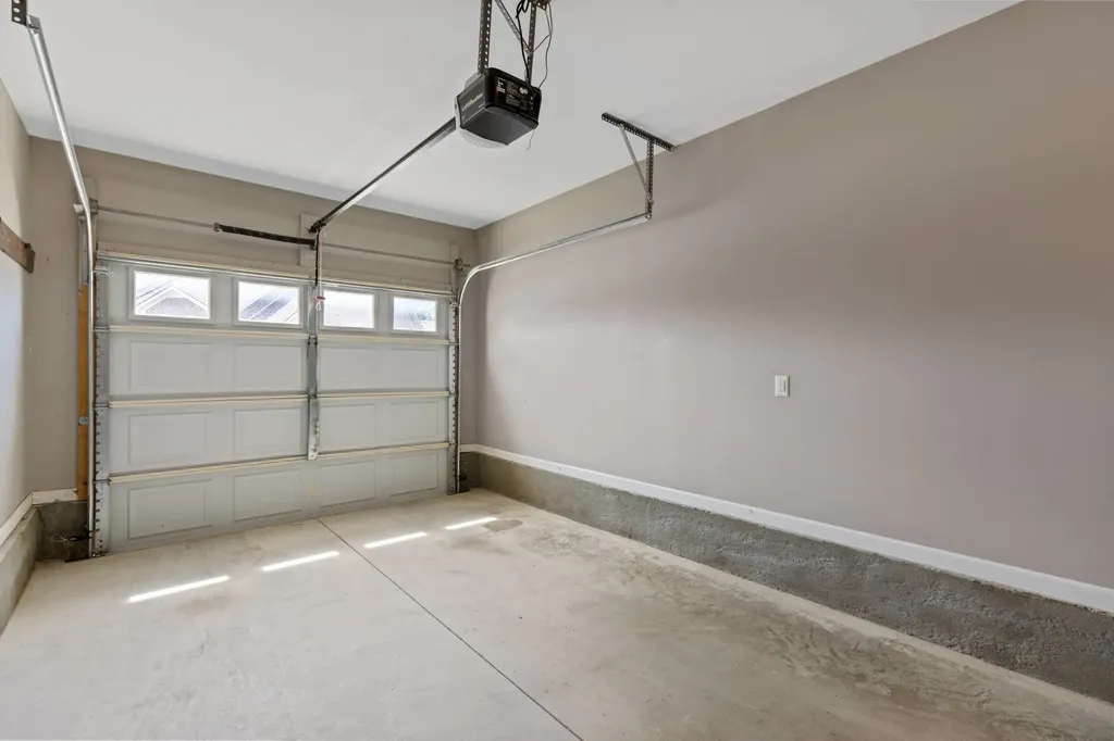 4022 Commons Drive Spring Hill TN 37174