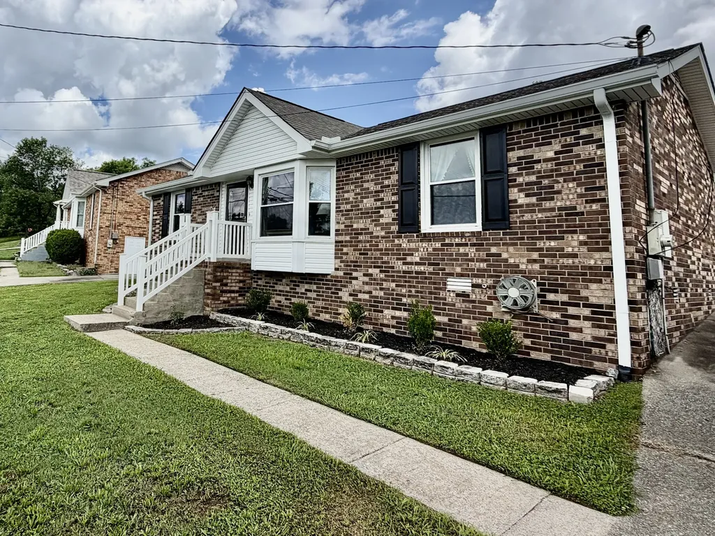 104 Spruce Drive Hendersonville TN 37075