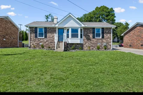 104 Spruce Drive Hendersonville TN 37075
