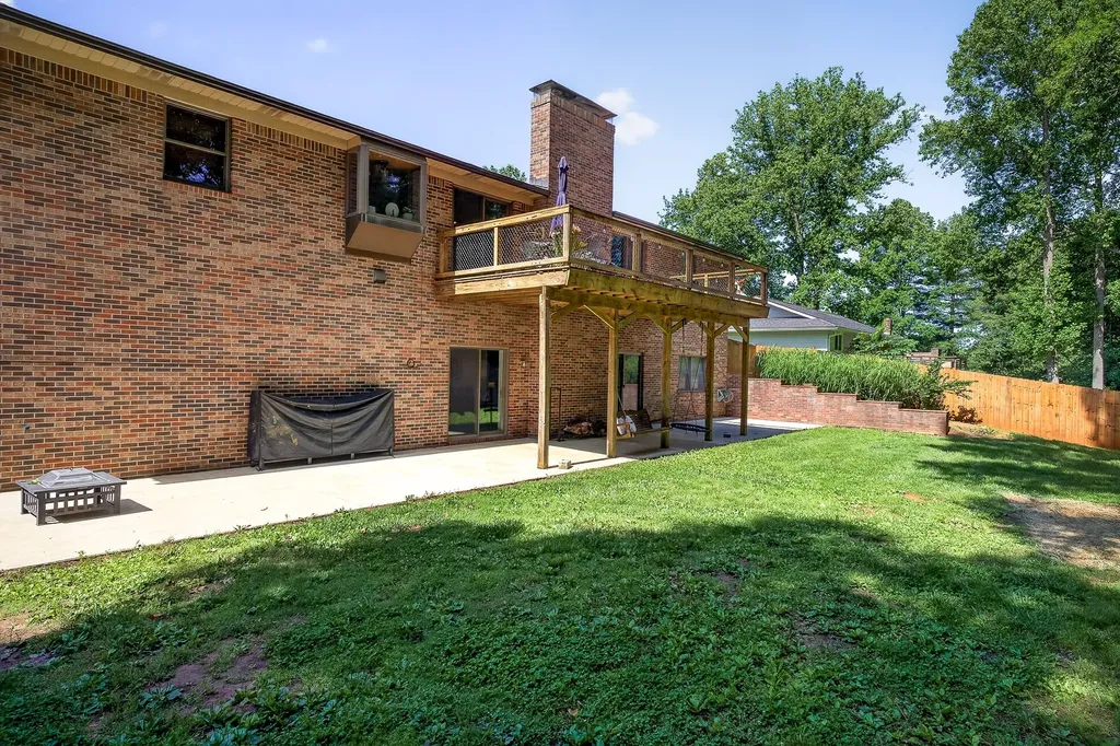 1331 Apple Valley Court Cookeville TN 38501