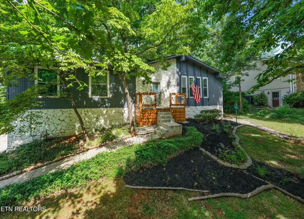 1117 Rain Tree Road Knoxville TN 37923