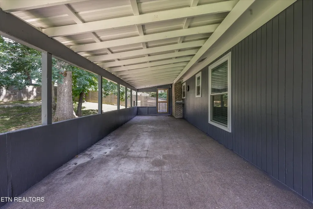 1117 Rain Tree Road Knoxville TN 37923