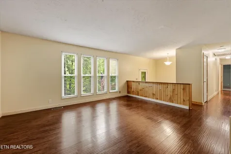 1117 Rain Tree Road Knoxville TN 37923