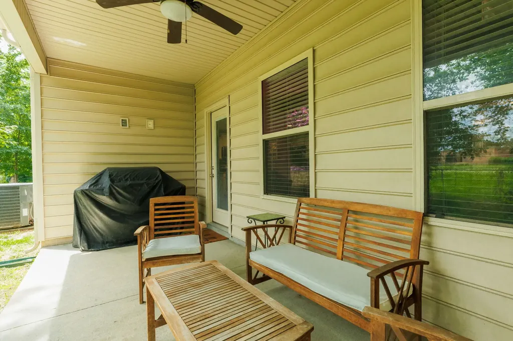 4407 Sunday Silence Way Murfreesboro TN 37128