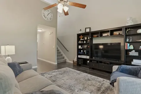 4407 Sunday Silence Way Murfreesboro TN 37128